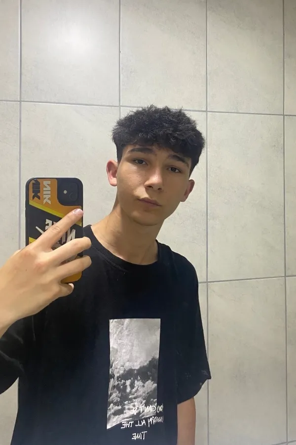 103581