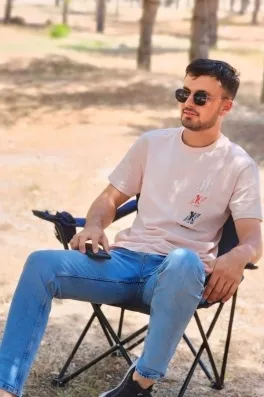 Enes A., 26 yaşında, İzmir