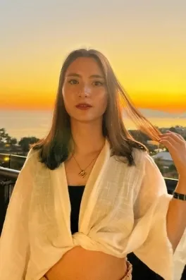 Nergiz B., 25 yaşında